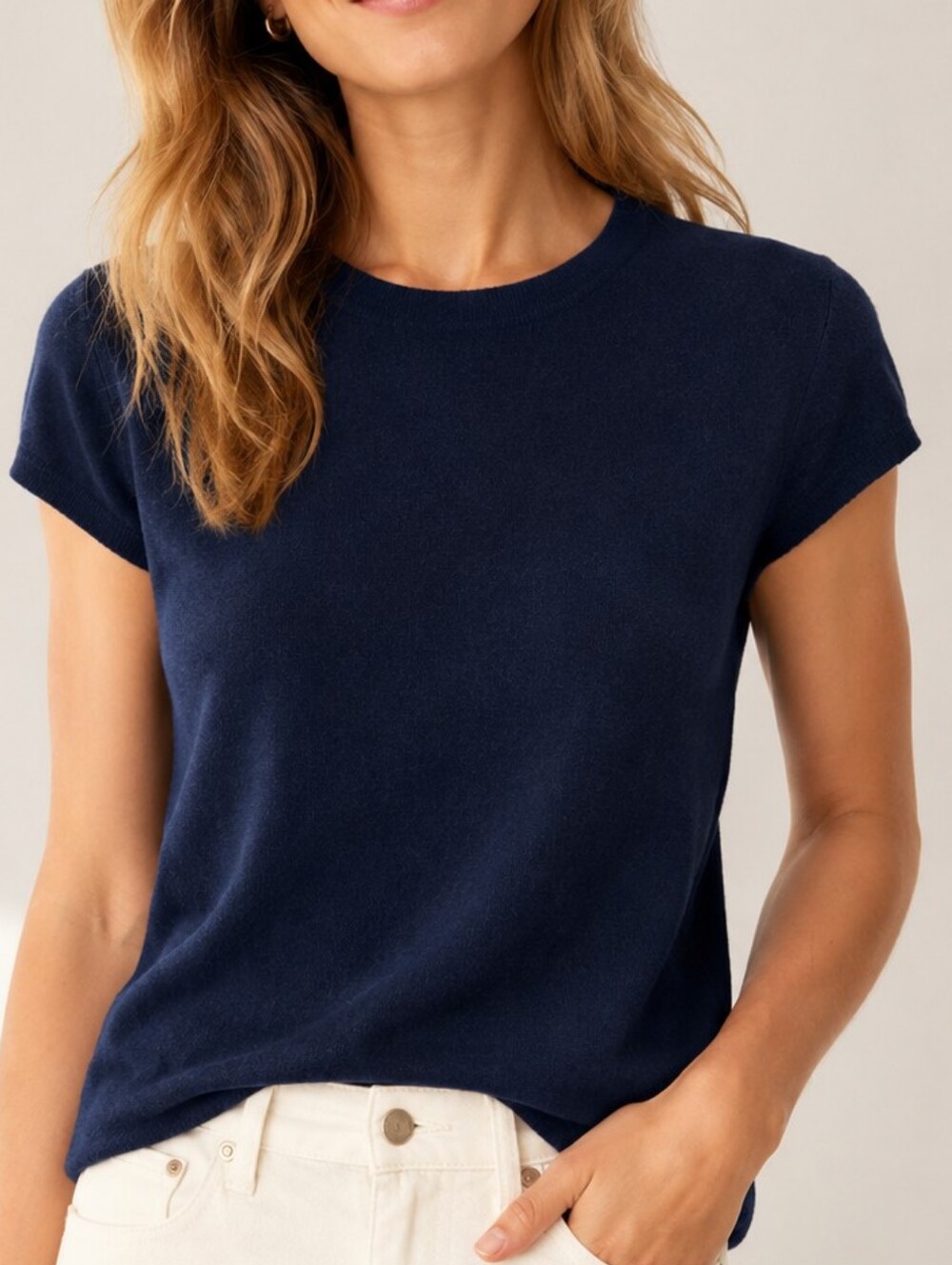 NWT InCashmere Blue Knit Short Sleeve Top Size Small